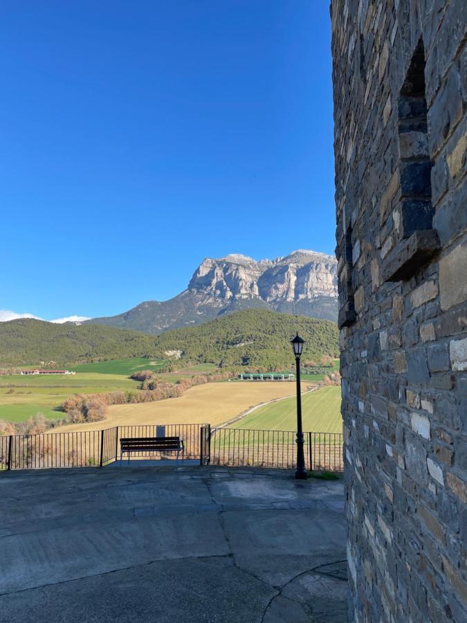 Apartamentos Pirineos Ordesa El Pueyo de Araguás Exterior foto