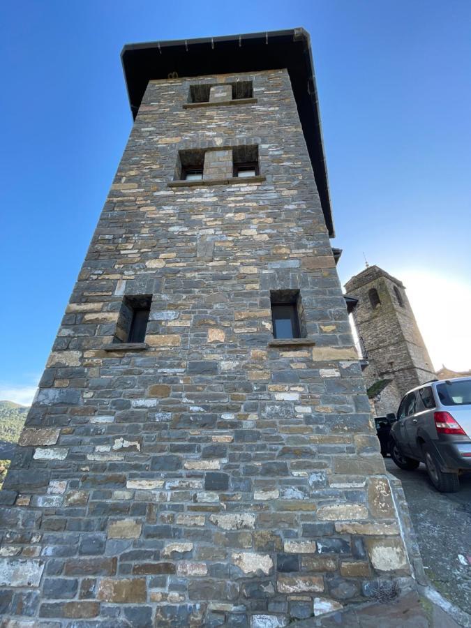 Apartamentos Pirineos Ordesa El Pueyo de Araguás Exterior foto