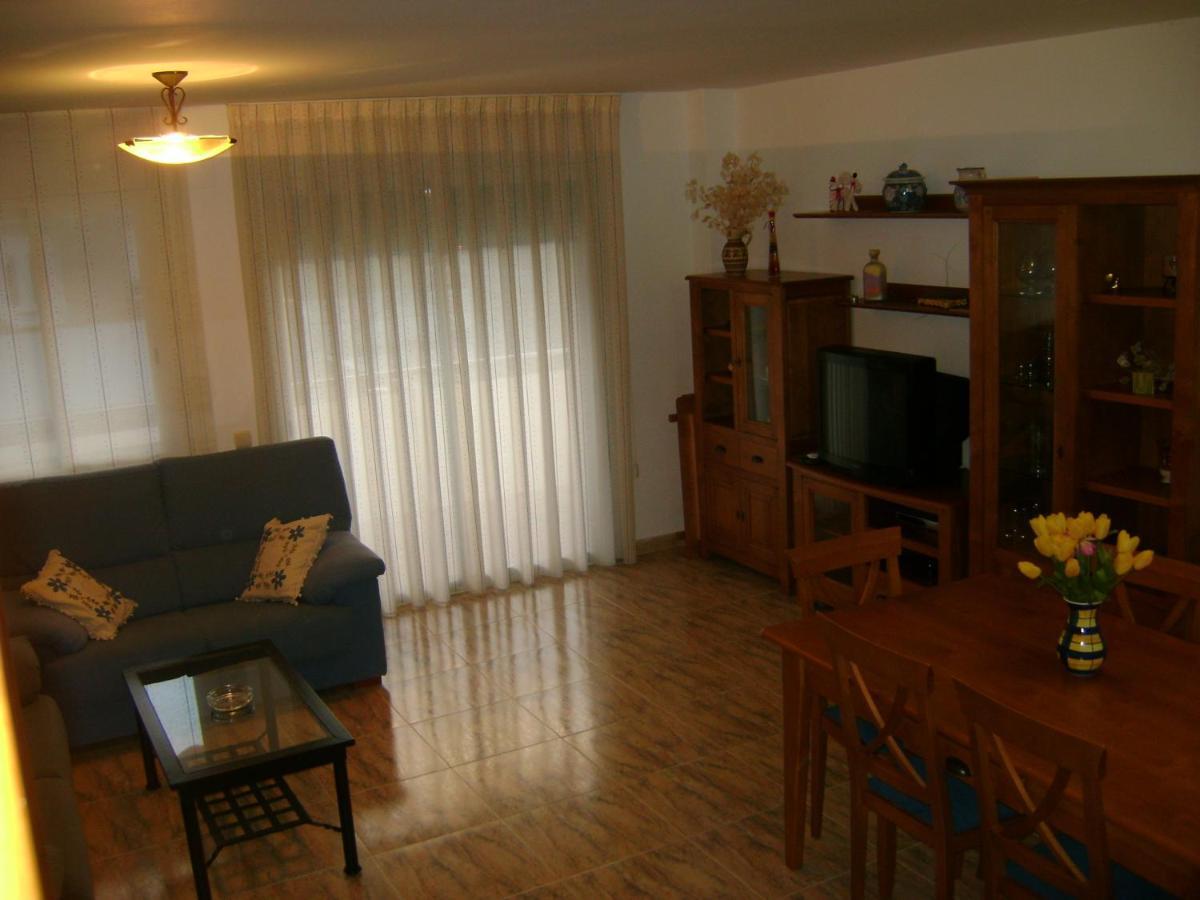 Apartamentos Pirineos Ordesa El Pueyo de Araguás Habitación foto